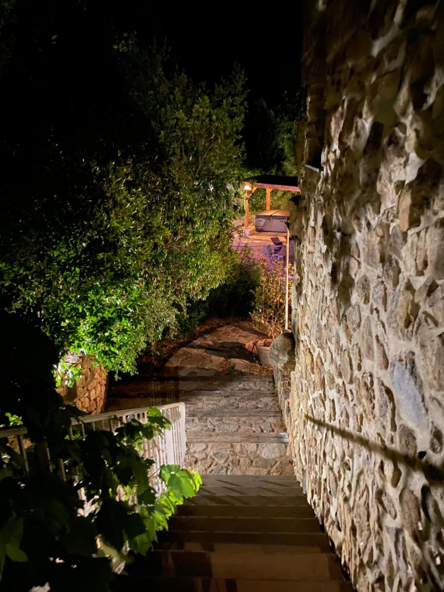 Entre Mer & Maquis, L'Ame De La Corse En Gites De Charme Avec Jacuzzi, Proche Ajaccio Peri Exteriör bild