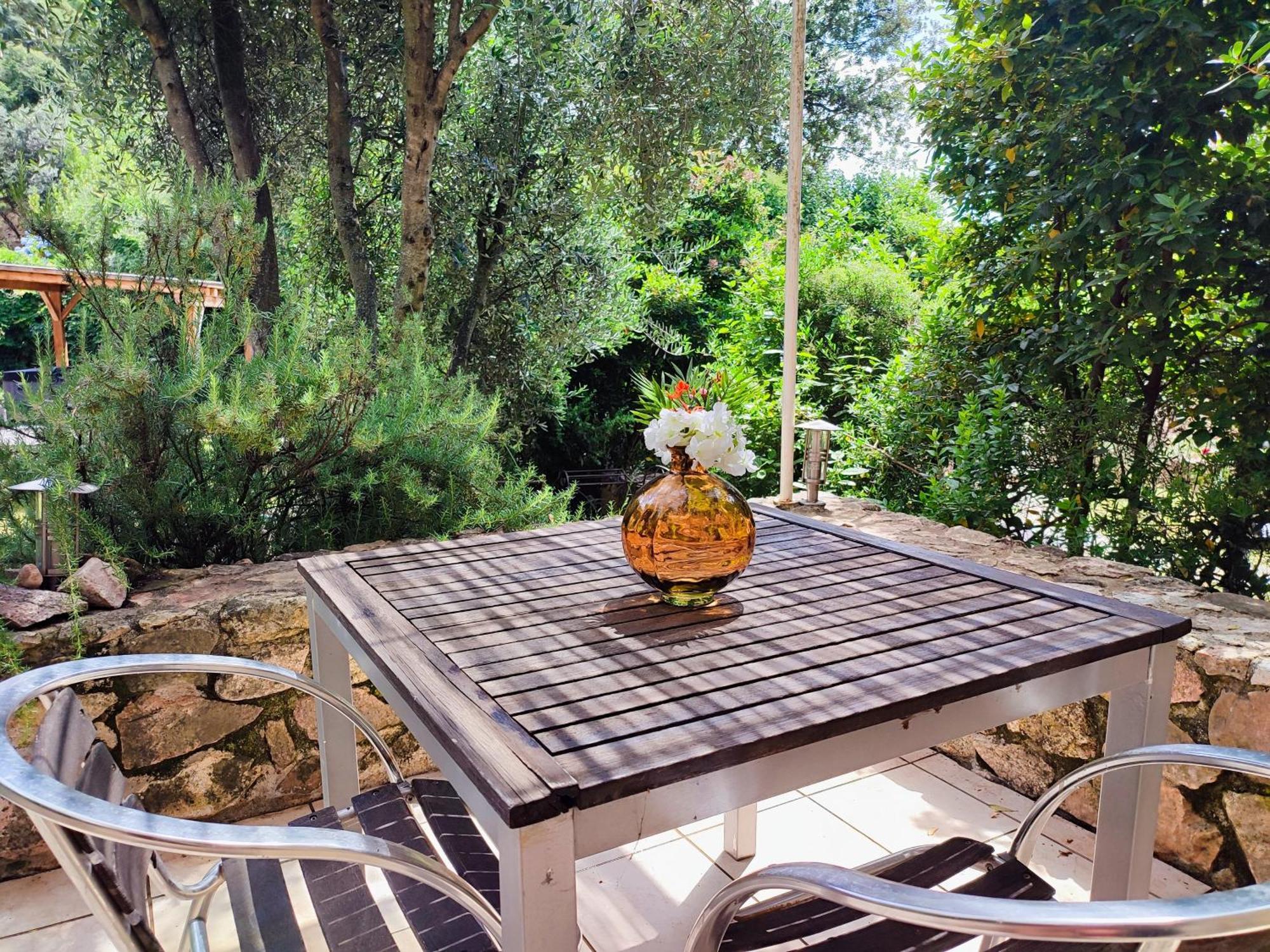 Entre Mer & Maquis, L'Ame De La Corse En Gites De Charme Avec Jacuzzi, Proche Ajaccio Peri Rum bild