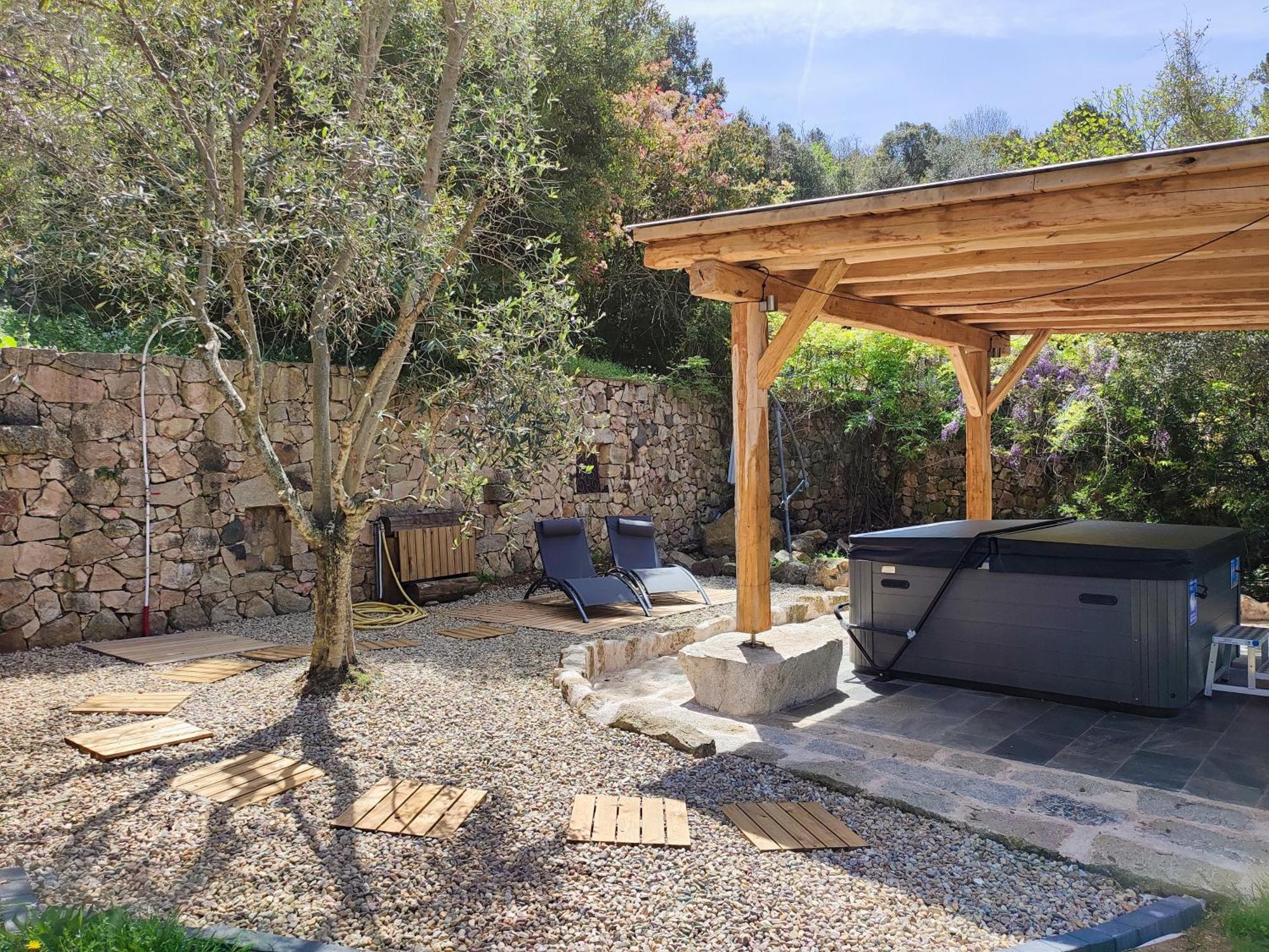 Entre Mer & Maquis, L'Ame De La Corse En Gites De Charme Avec Jacuzzi, Proche Ajaccio Peri Exteriör bild